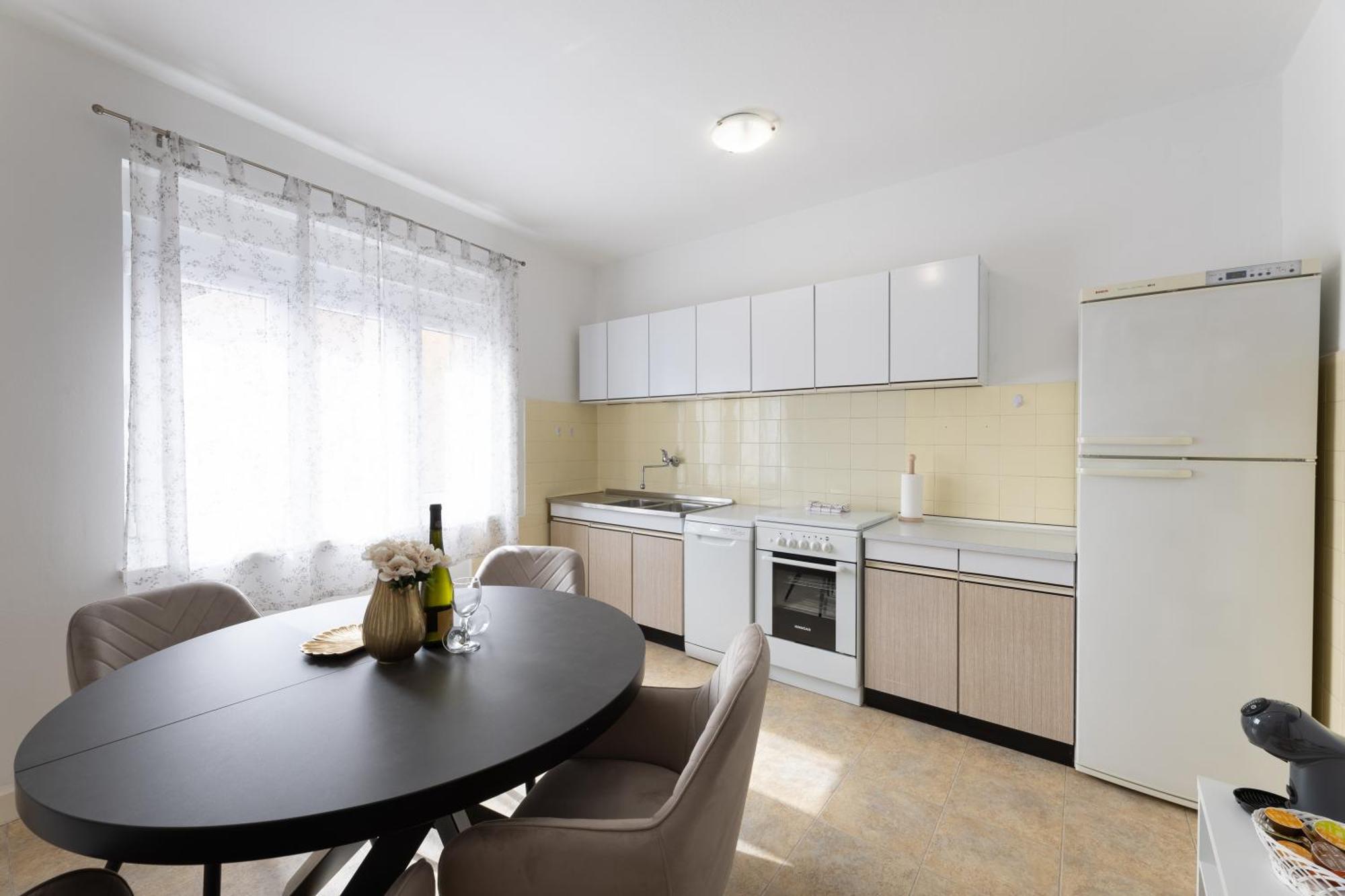 Apartment Central To Beach & Old Town Split Exterior foto